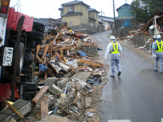 埼玉県災害支援隊　　防犯パトロールに当たる支援隊